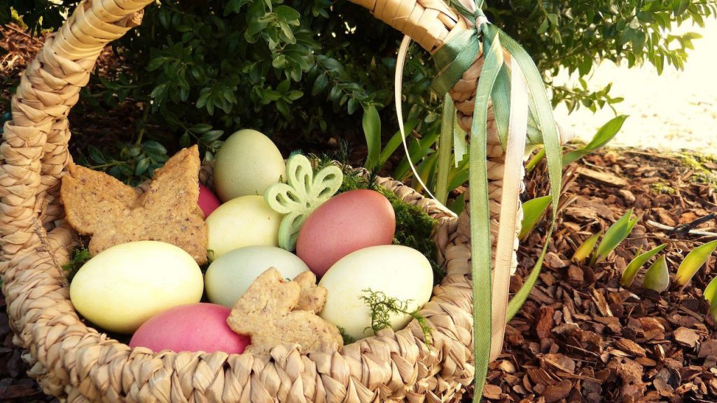 nachhaltig Ostern feiern - Osterdeko und Osternest