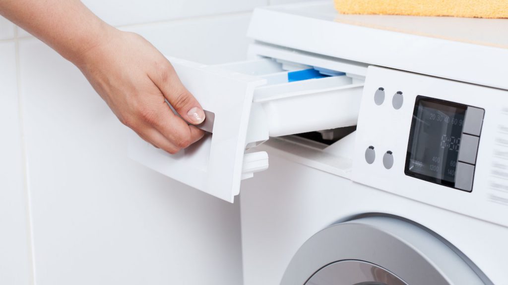 Waschmittelfach reinigen Waschmaschine reinigen